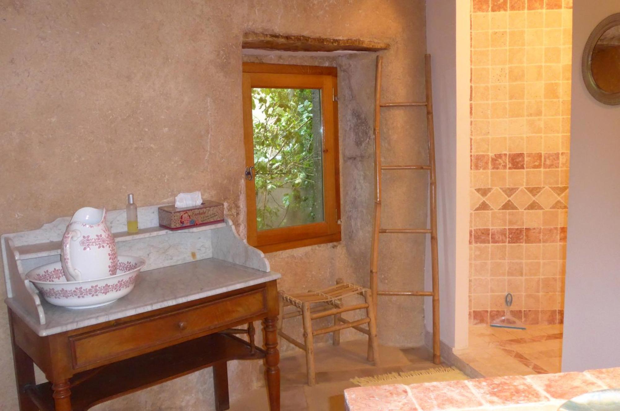 مبيت وإفطار Banne La Colline Bleue المظهر الخارجي الصورة