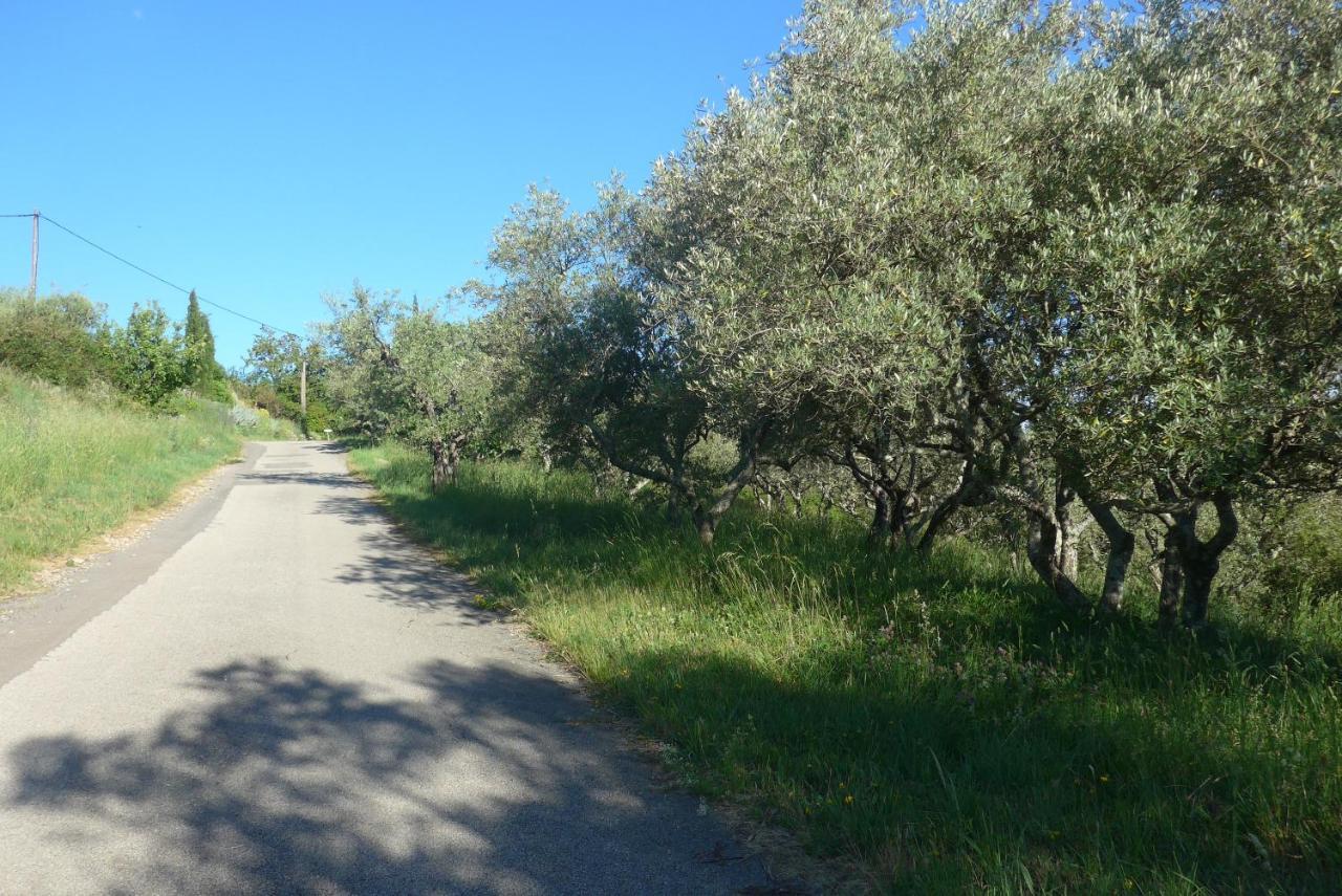 مبيت وإفطار Banne La Colline Bleue المظهر الخارجي الصورة